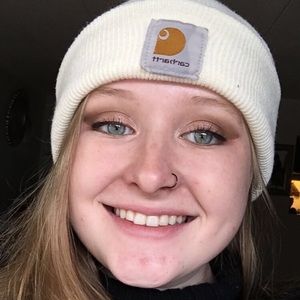 Meet your Posher, Keelin